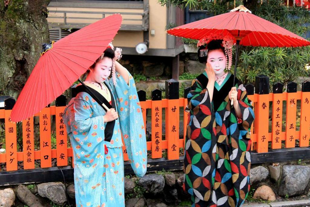 Quais são os melhores hotéis perto de Santuário de Fushimi Inari? Quioto Exterior foto